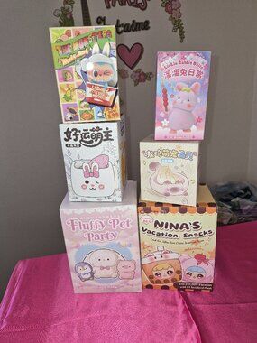 Six plush blind boxes.